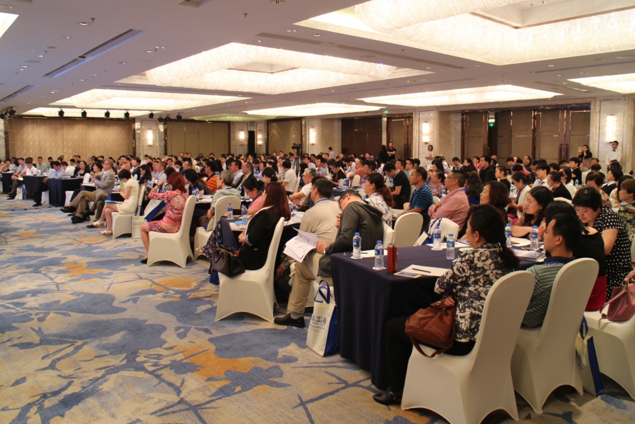 说明: D:\中价协第四届企业家高层论坛(2016.5 广东·深圳)\照片\100CANON\IMG_4374.JPG